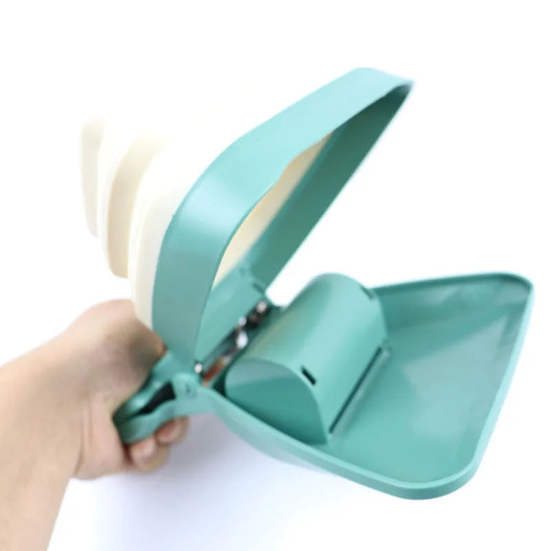 Foldable Dog Pooper Scooper with Decomposable Bags – Portable Pet Waste Cleaner
